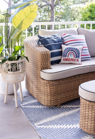 4th of july patio with pillows