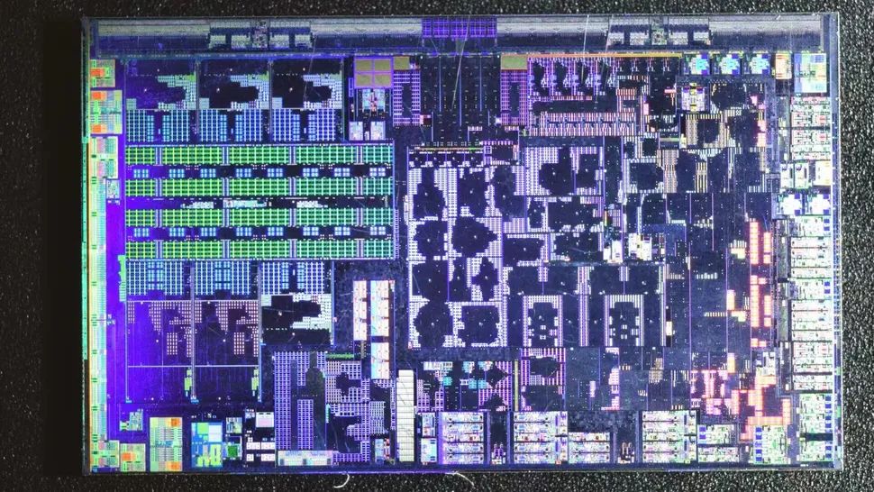  AMD's upcoming hybrid APU smiles for the camera 