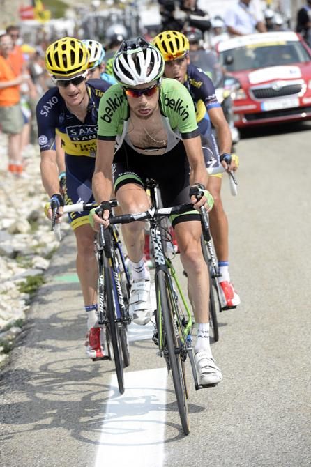 Laurens ten Dam fights to keep Bauke Mollema in second overall