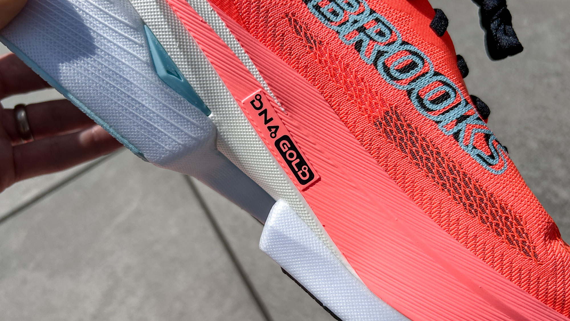 Brooks Hyperion Max 3