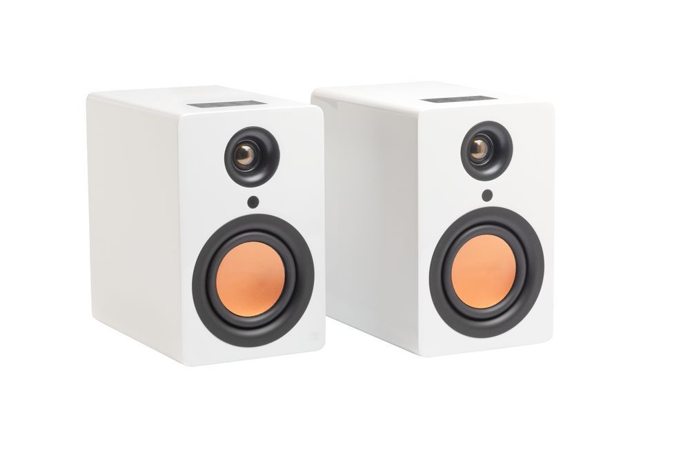 Mitchell Acoustics launches in the US, bringing wireless speakers and turntables