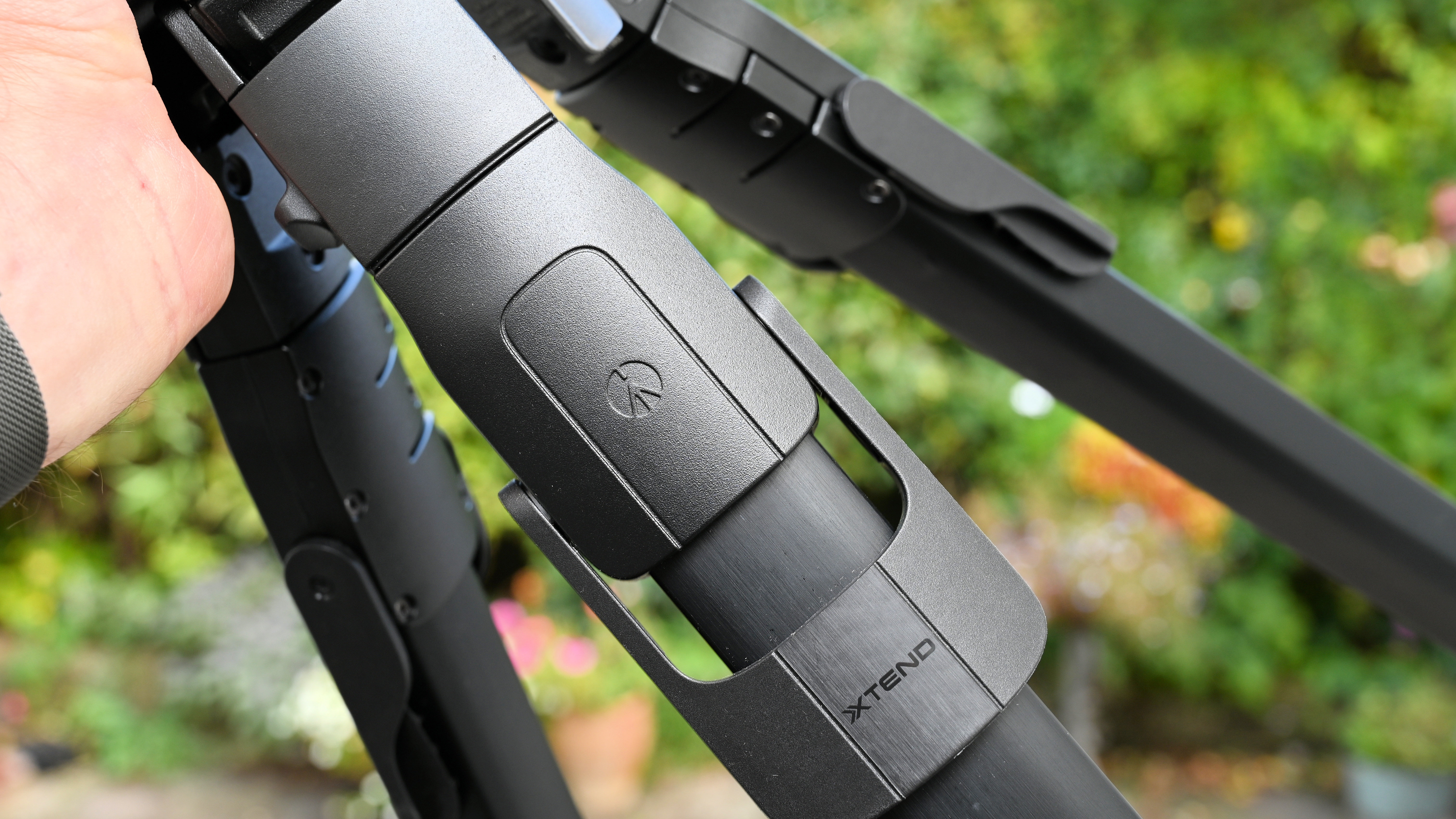 Manfrotto ONE Hybrid Tripod
