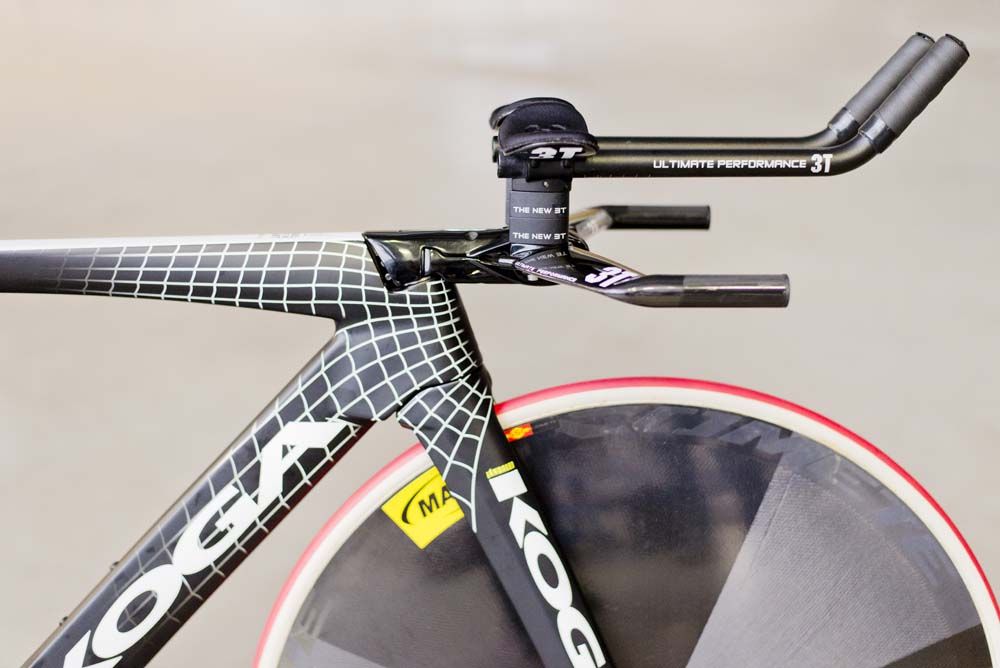 Even the stem area is aero