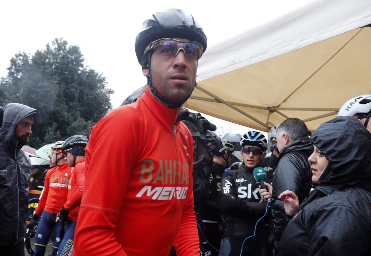 Vincenzo Nibali at the start