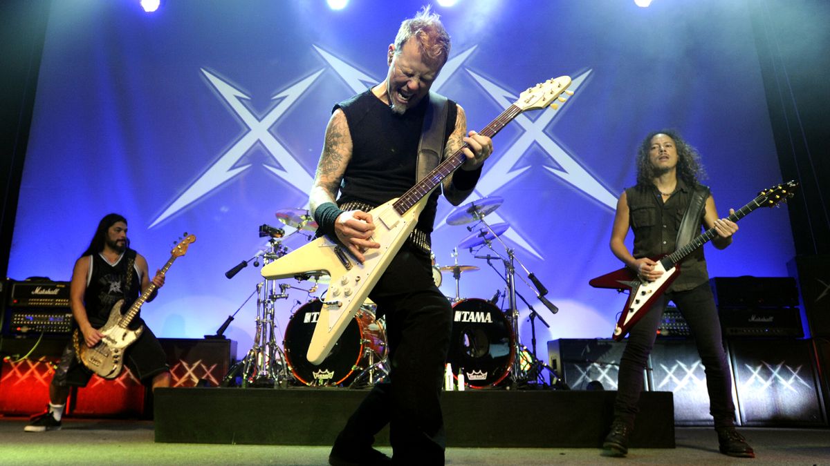 Watch the only time Metallica have ever played emotional instrumental ...