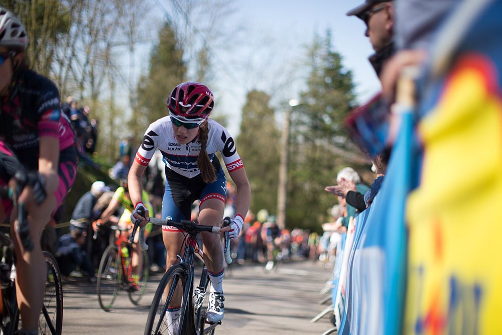 Klara Koppenburg (GER) of Cerv&eacute;lo-Bigla Cycling Team rides the last few hundred metres of the Fl&egrave;che Wallonne Femmes