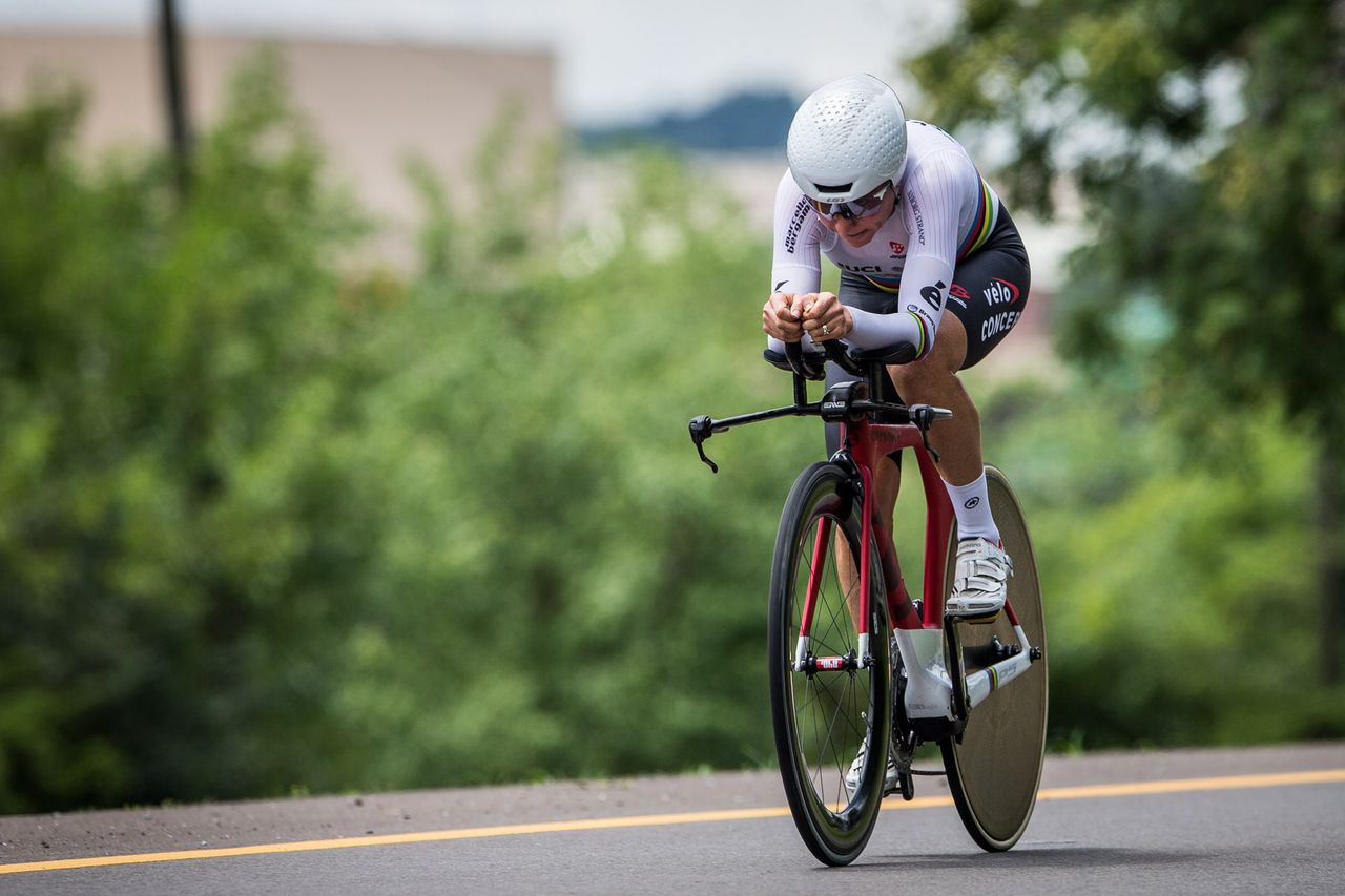 Amber Neben (Velo Concept) heading towards the turnaround.