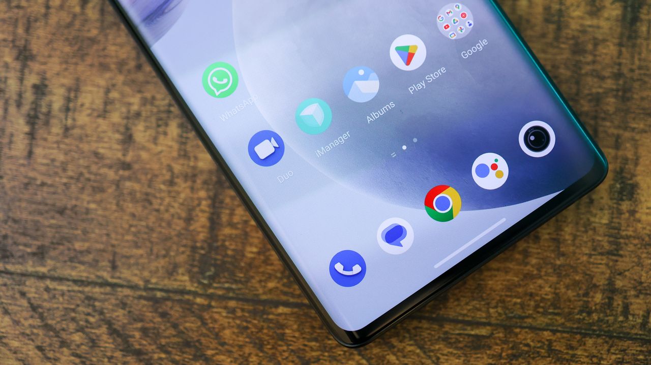 A photo of the Vivo X80 Pro 5G