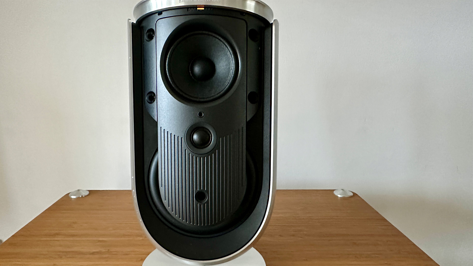 The Bang & Olufsen Beolab 8 on a table