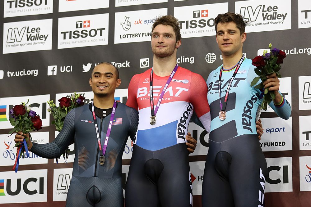 Matthijs Buchli (Netherlands) wins the men's Keirin in London