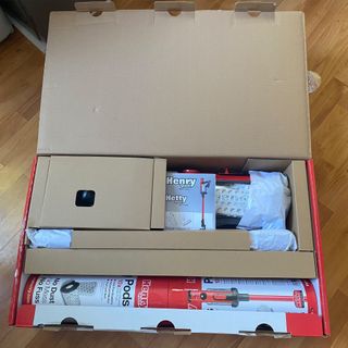 Image of Henry Quick being unboxed