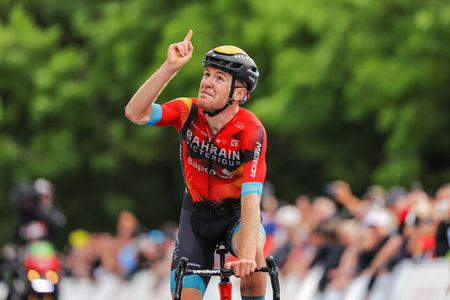 Fred Wright (Bahrain Victorious) wins elite men's British National Road Championship