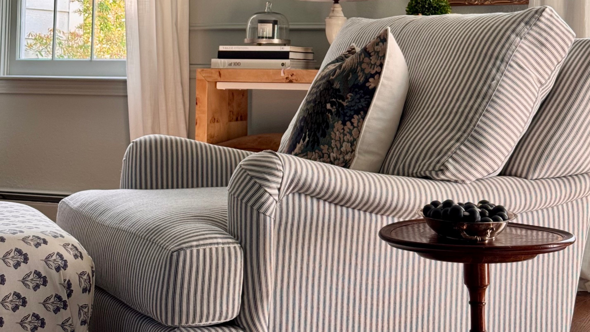 living room with vintage side table