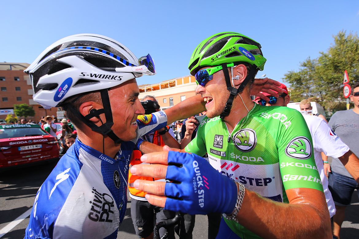 A hug for Matteo Trentin from Julian Alaphilippe
