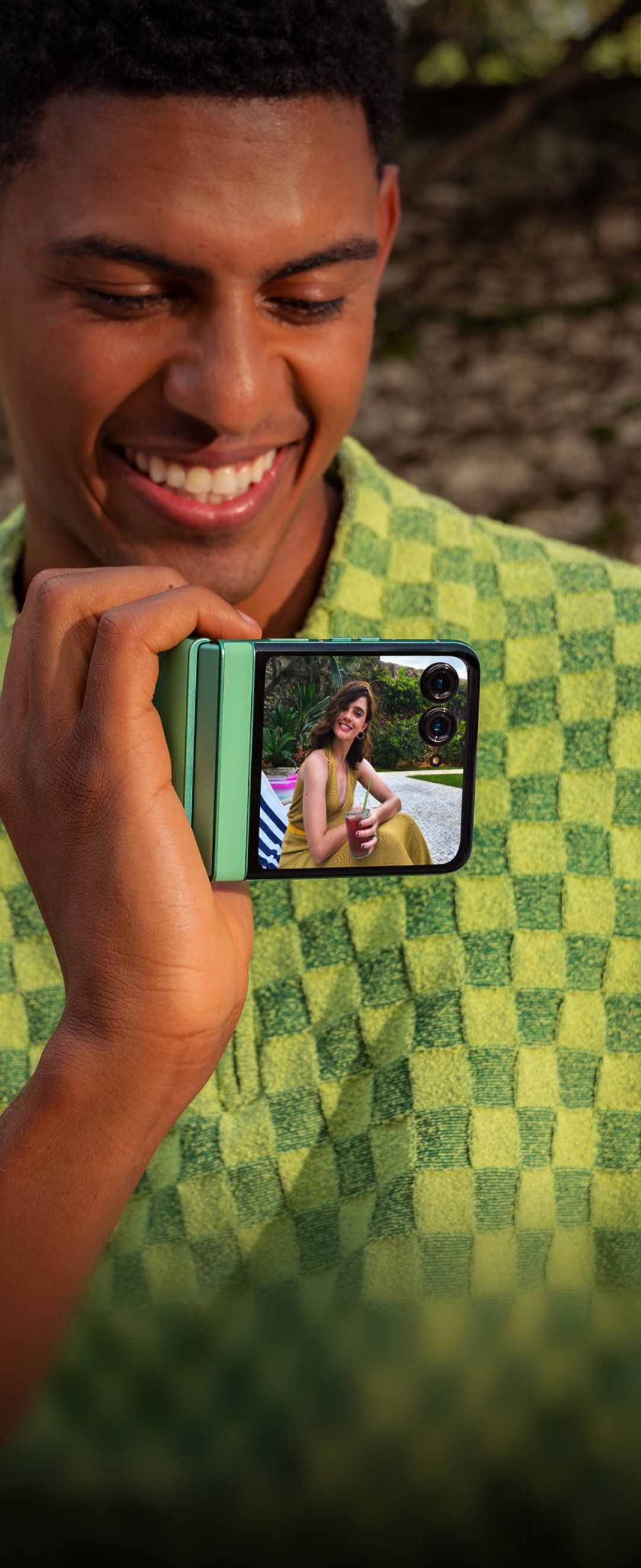 The leaked Motorola Razr 2025 promotional materials.