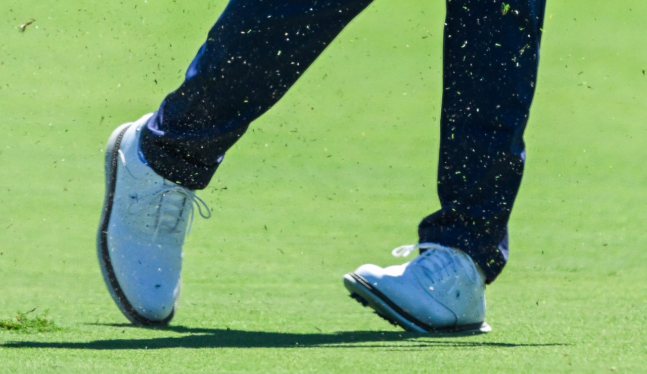 A close-up of Anthony Kim's golf shoes