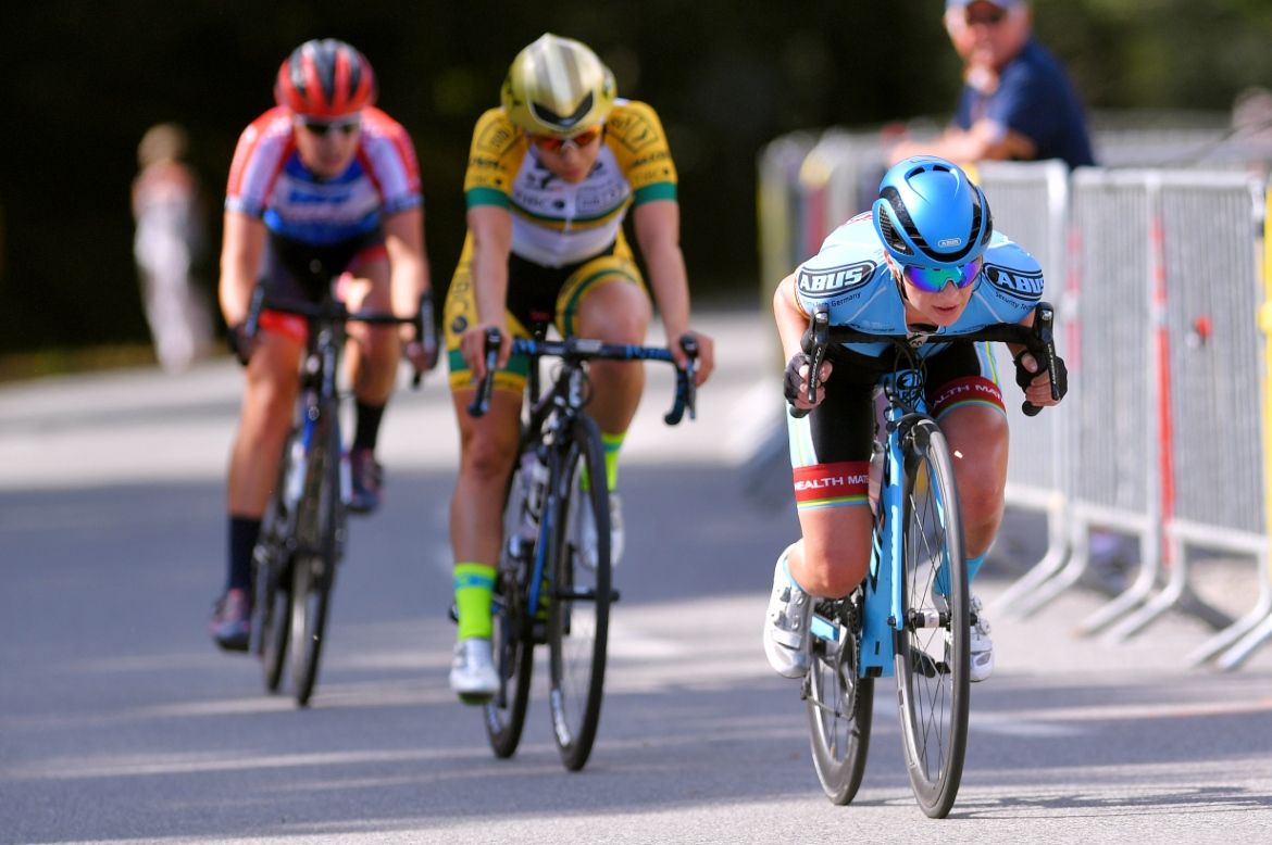 Veronika Kormos (Health Mate-Cyclelive Team), Shannon Malseed (Team Tibco-Silicon Valley Bank), Winanda Spoor (WNT Rotor Pro Cycling Team)