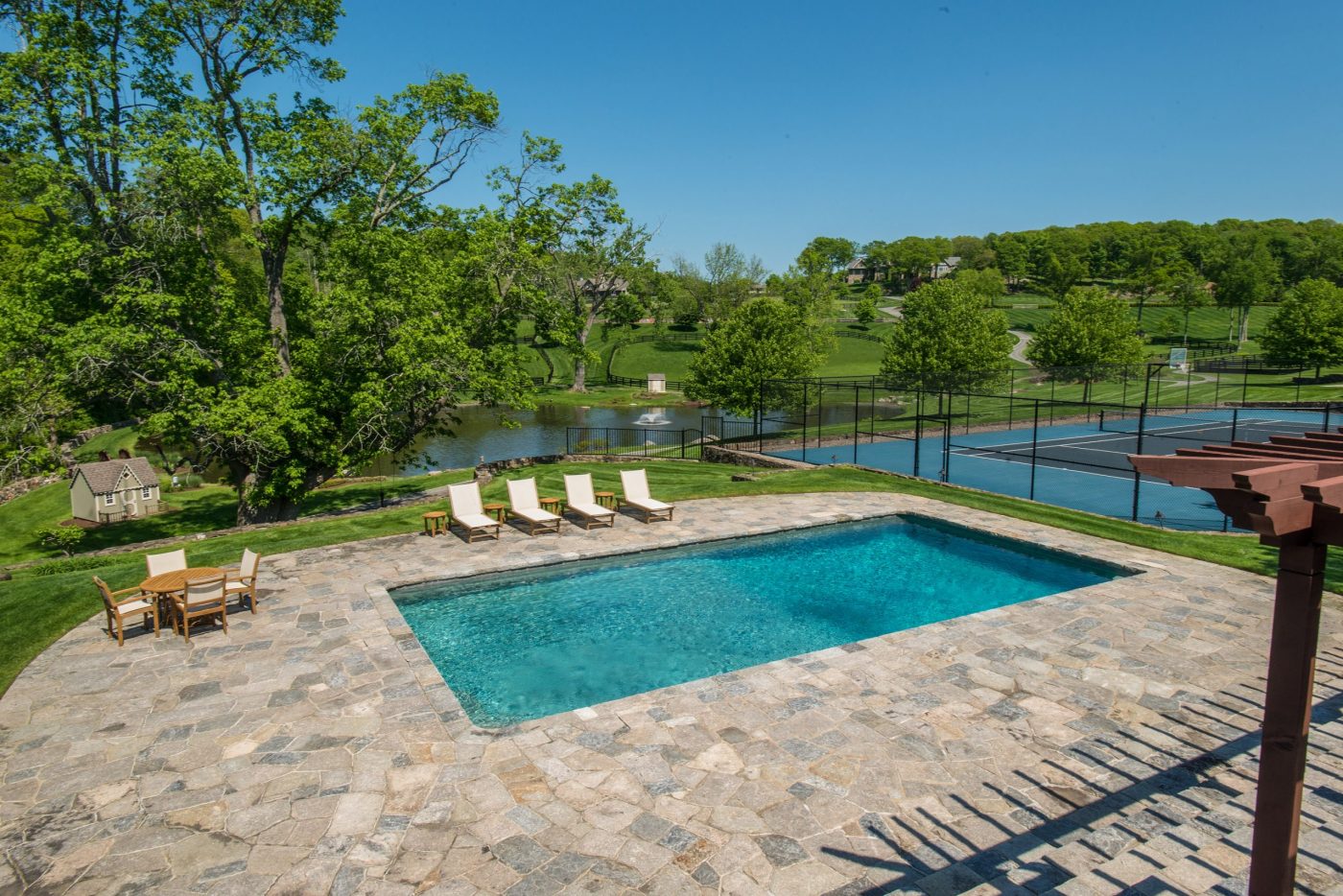 Available-at-the-guide-price-of-28500000-USD-through-Sothebys-International-Realty-Greenwich-Brokerage-19-scaled-e1585908744199.jpg