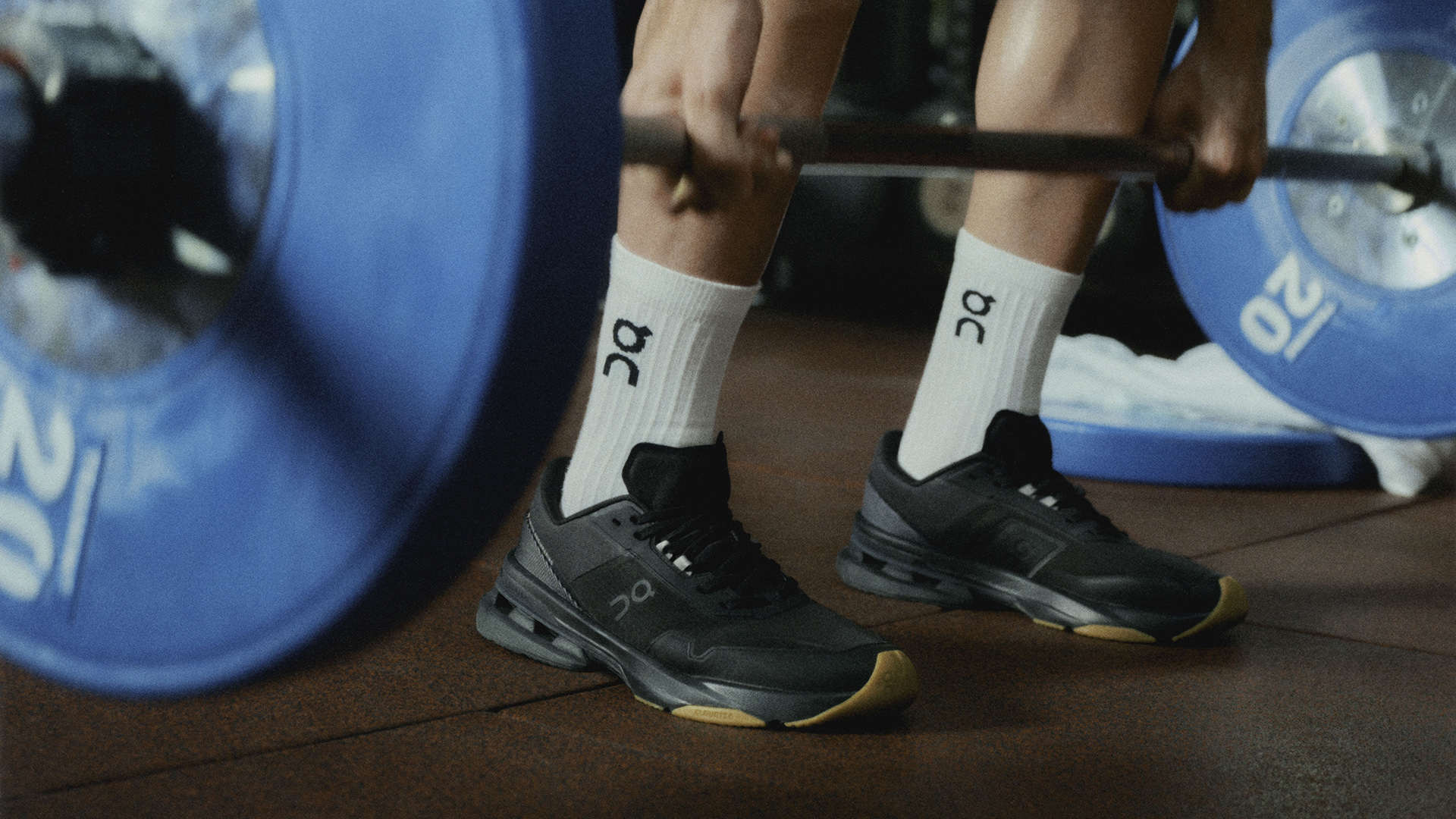 On Cloudpulse Pro workout shoes in use