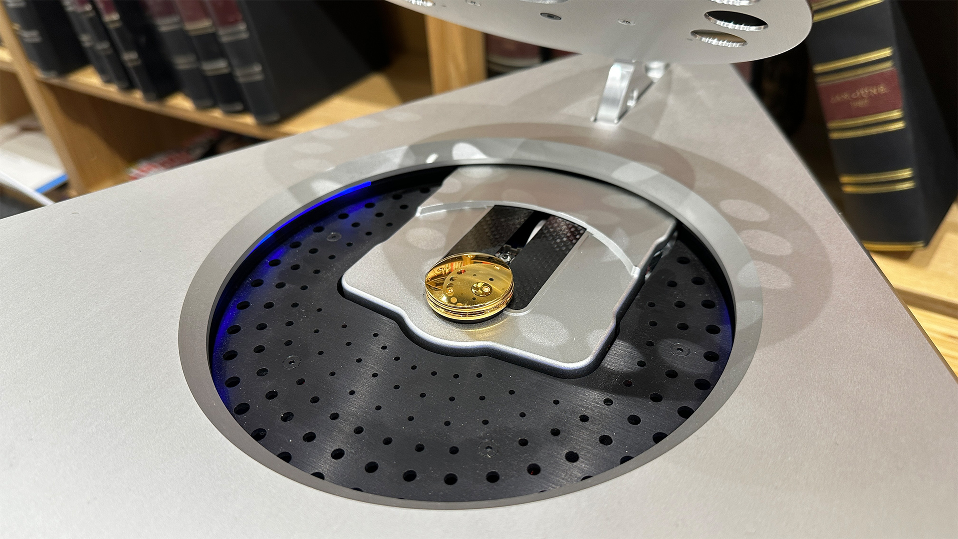 https://www.whathifi.com/features/compact-discs-star-has-faded-but-i-like-it-anyway