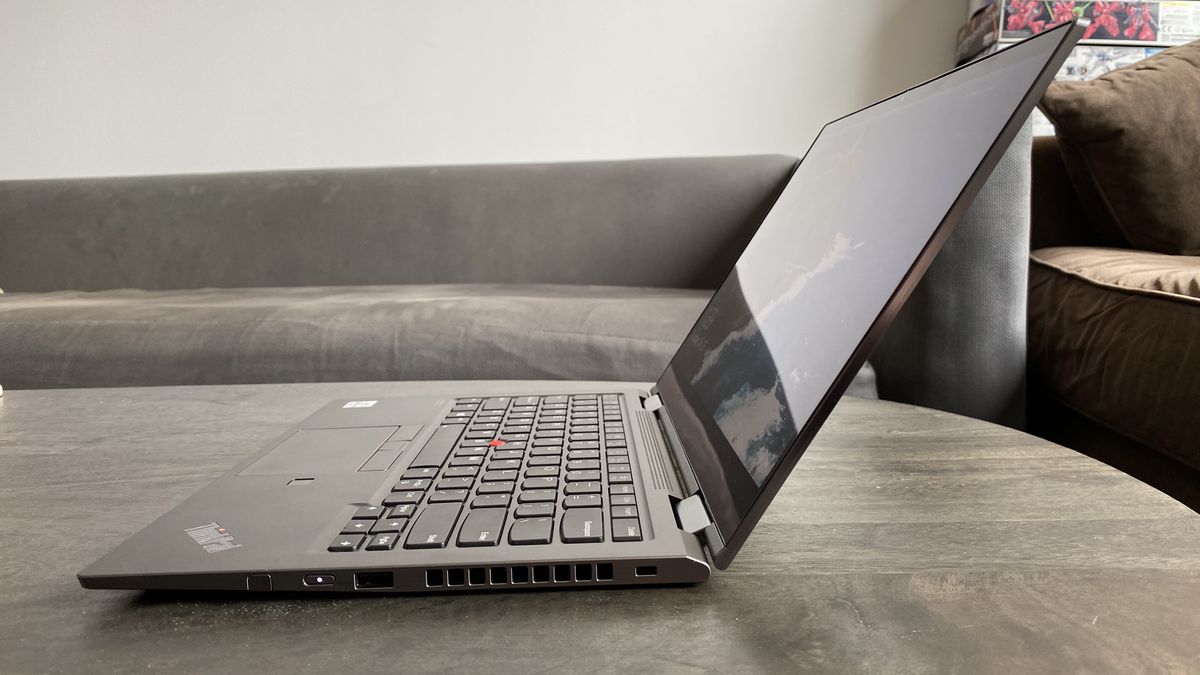 Lenovo ThinkPad X1 Yoga (Gen 5)