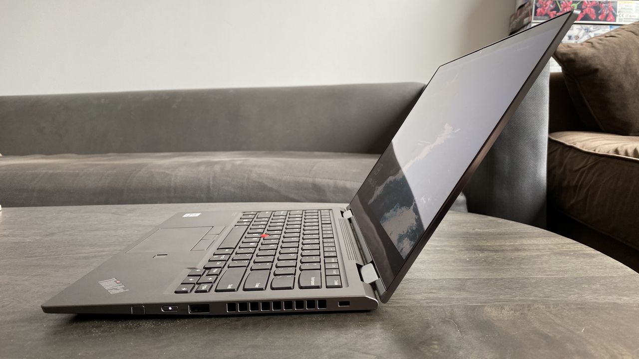 Lenovo ThinkPad X1 Yoga (Gen 5)