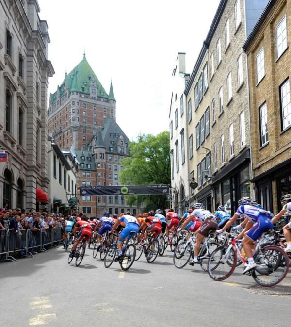 Beginning the final climb past the Chateau Frontenac