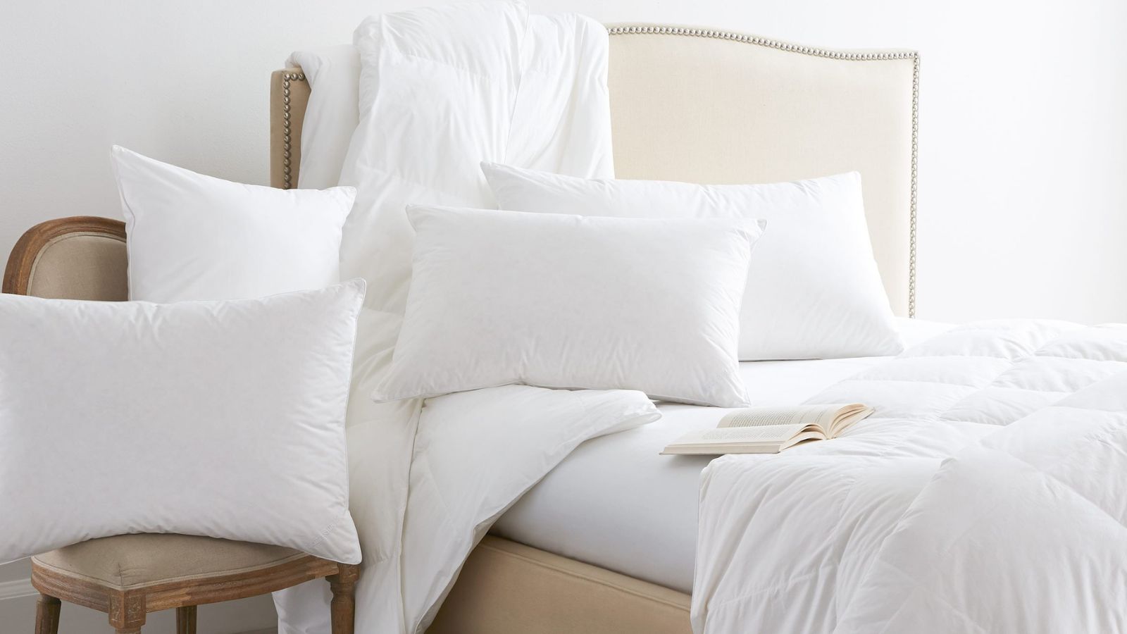 3 Ways to Fluff a Pillow & Why You Should Do So - Boll & Branch