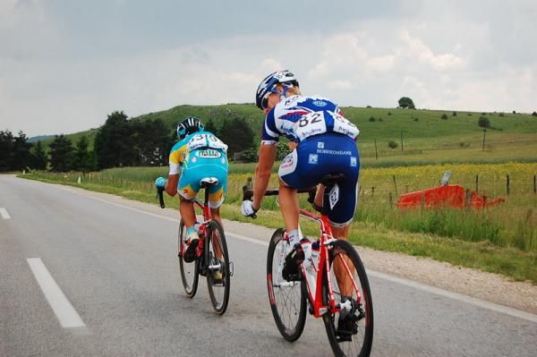 Riders try to get away
