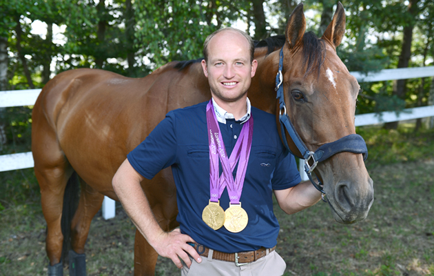 REITEN Olympia 2012: Doppel-Olympiasieger Michael Jung (Deutschland)