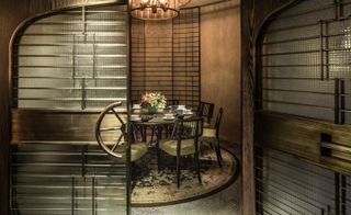 Mott 32 restaurant in Hong Kong