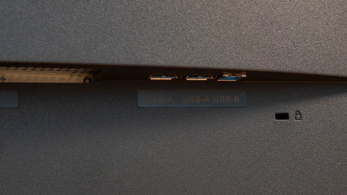 Westinghouse WH32UX9019