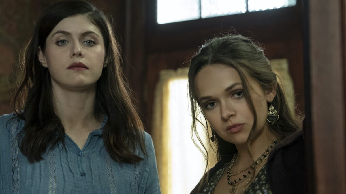 Alexandra Daddario and Alyssa Jirrels in Mayfair Witches Season 2