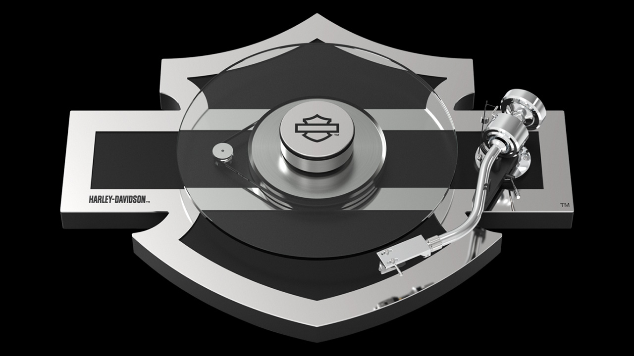 Pro-Ject x Harley-Davidson turntable