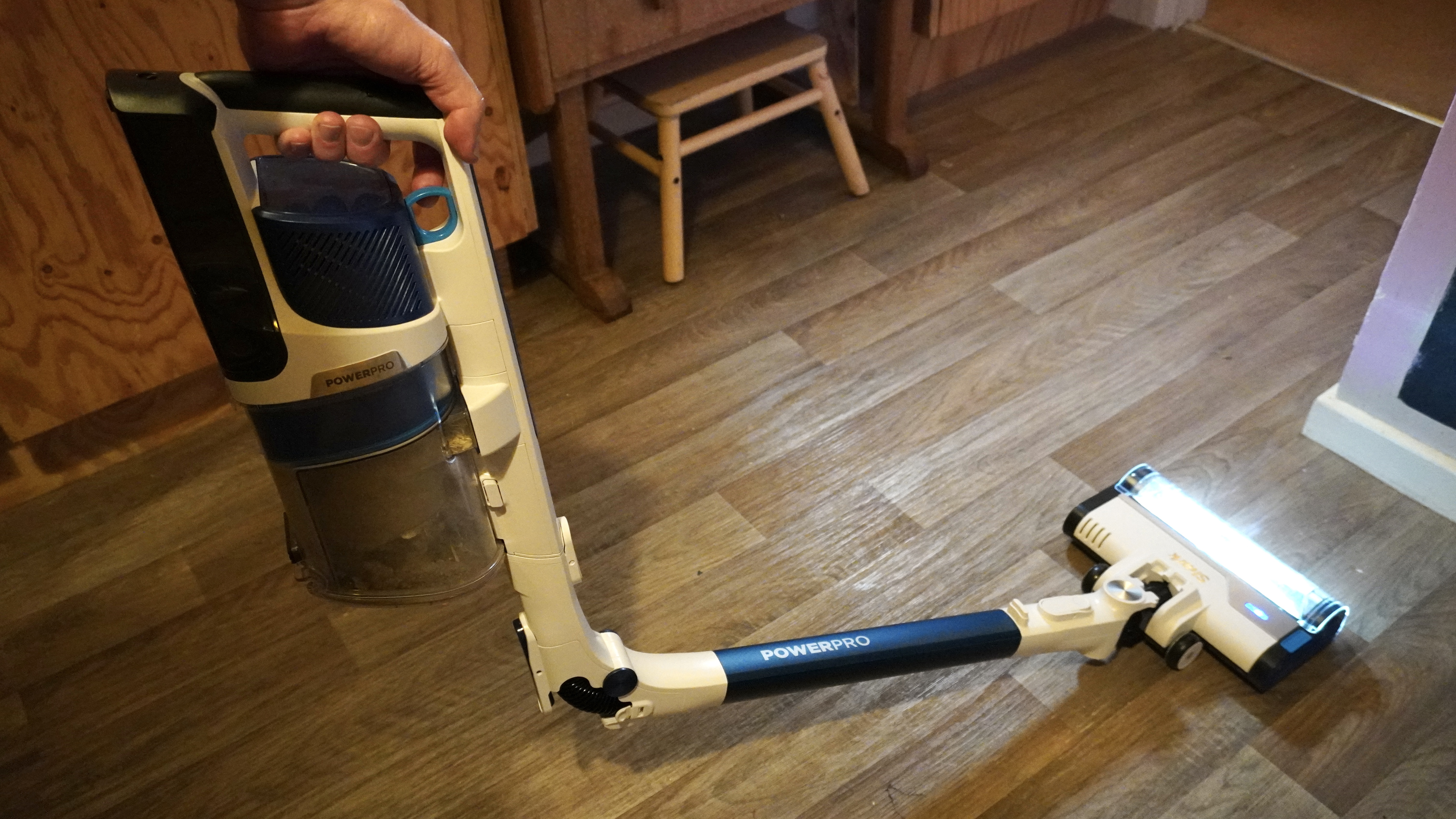 Shark PowerPro IZ380UK on test in a home