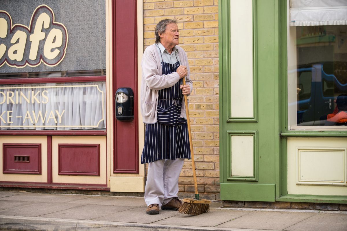 Coronation Street, David Neilson as Roy Cropper