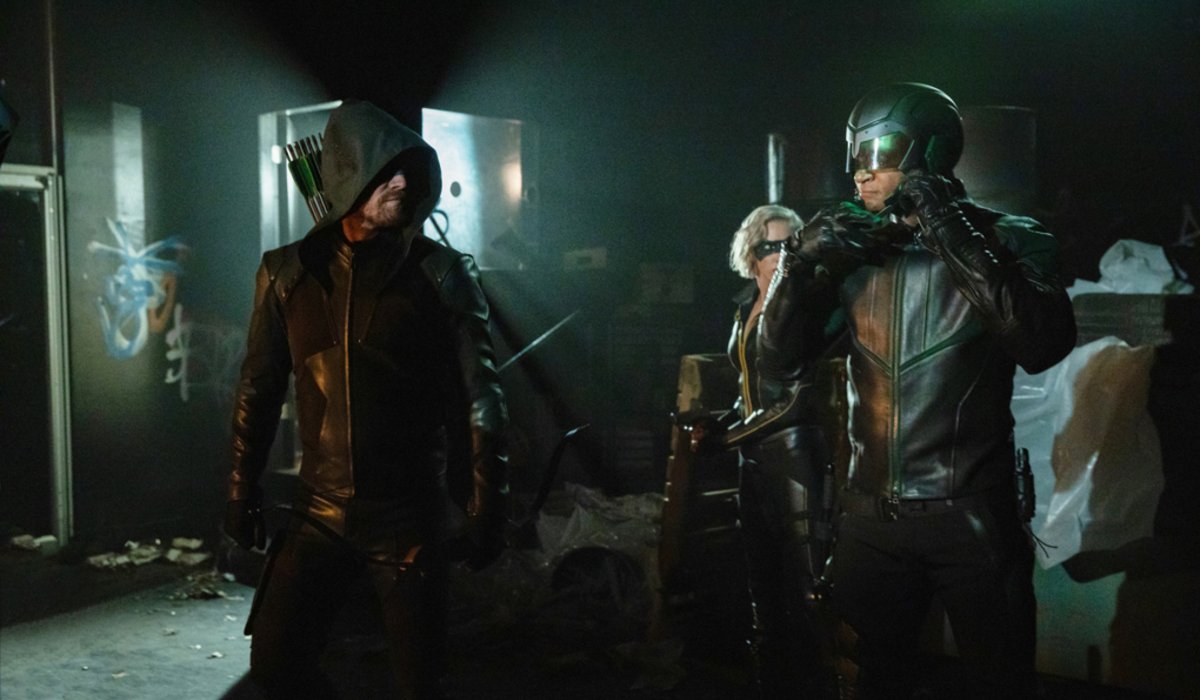 arrow season 8 premiere green arrow black canary spartan the cw