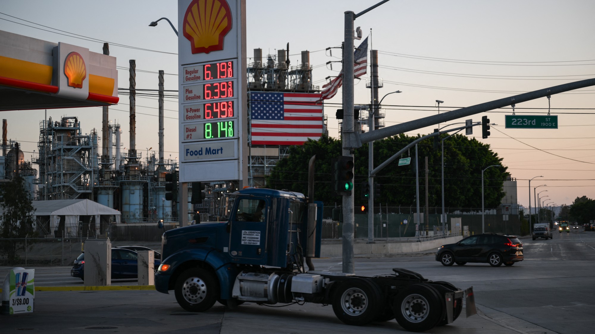 truck in the US trying to fill up with diesel