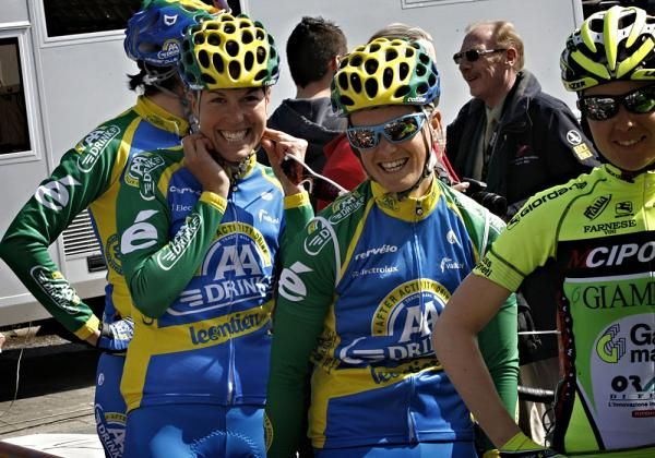 The AA Drink team was all smiles at the start