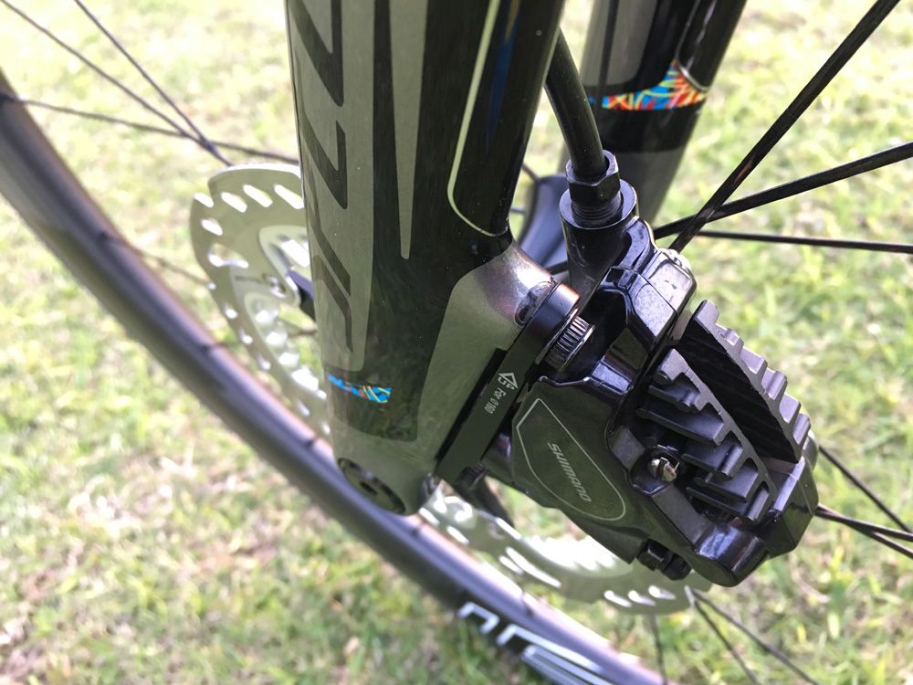 The fork has been strengthened for the disc brakes