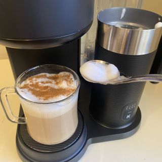 Review Keurig K-Cafe Smart Single Serve Coffee Maker Latte