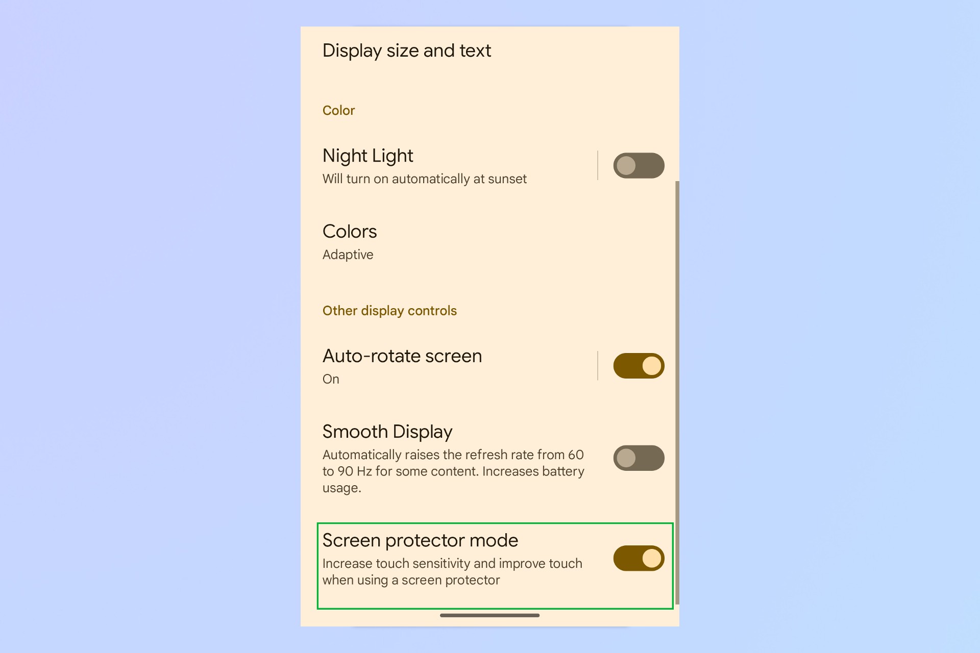 Скриншот меню «Дисплей» на телефоне Pixel с зеленой рамкой вокруг режима «Защита экрана» и включенной функцией.