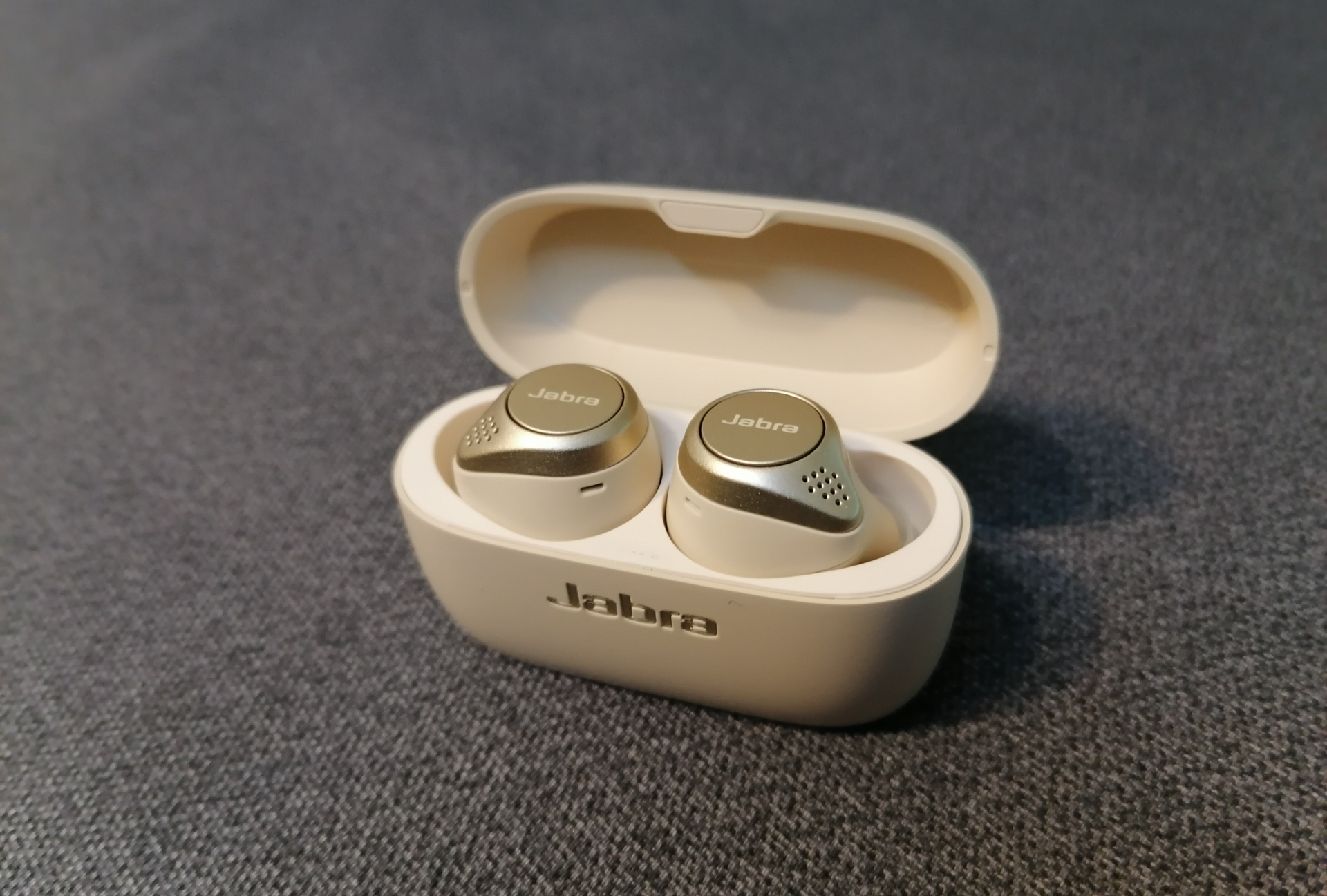 Hands on: Jabra Elite 75t headphones review - 5 things to know