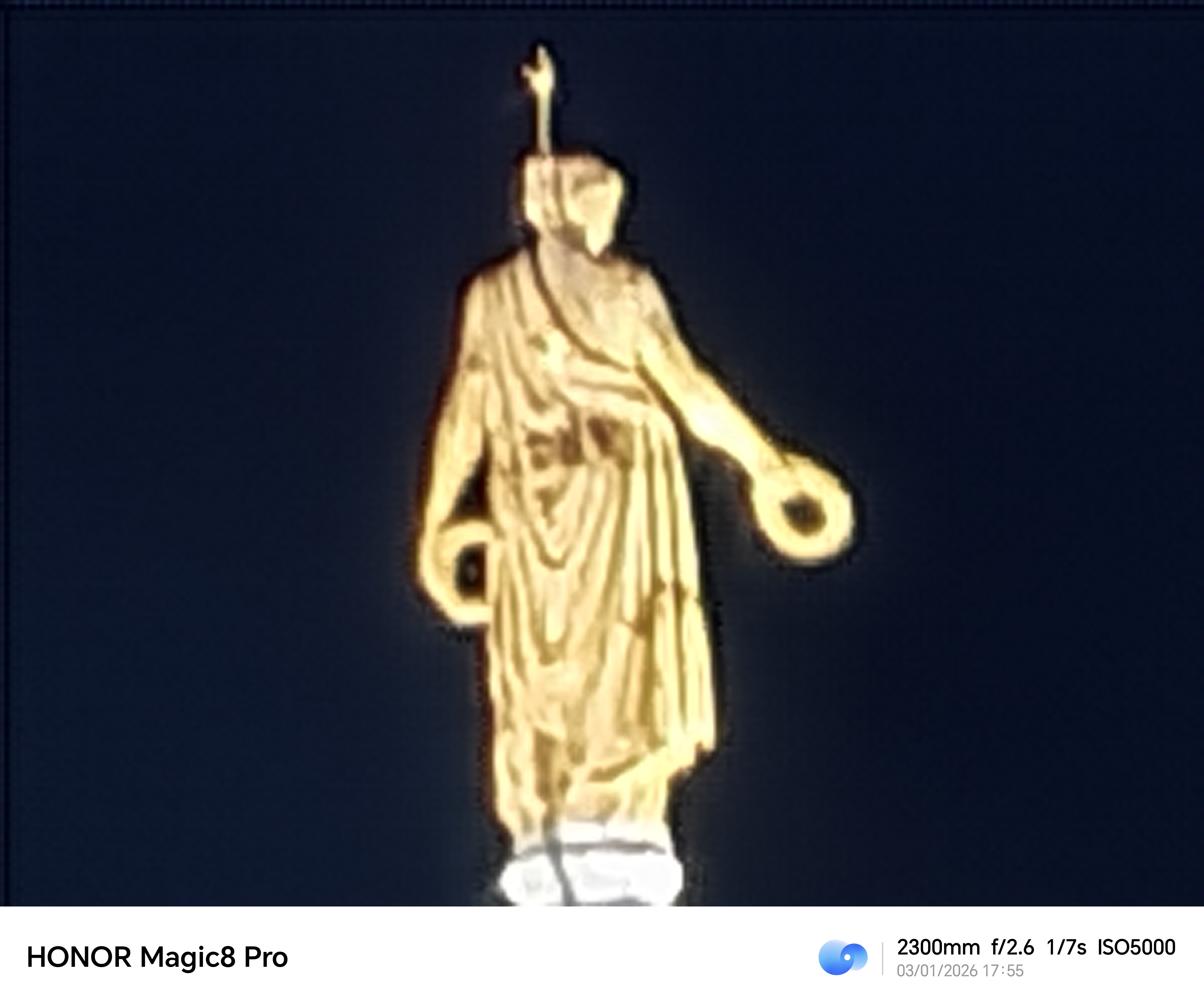 Honor Magic 8 Pro camera sample Edinburgh museum night 100x zoom