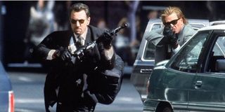 Heat Robert De Niro Val Kilmer armed standoff against the cops