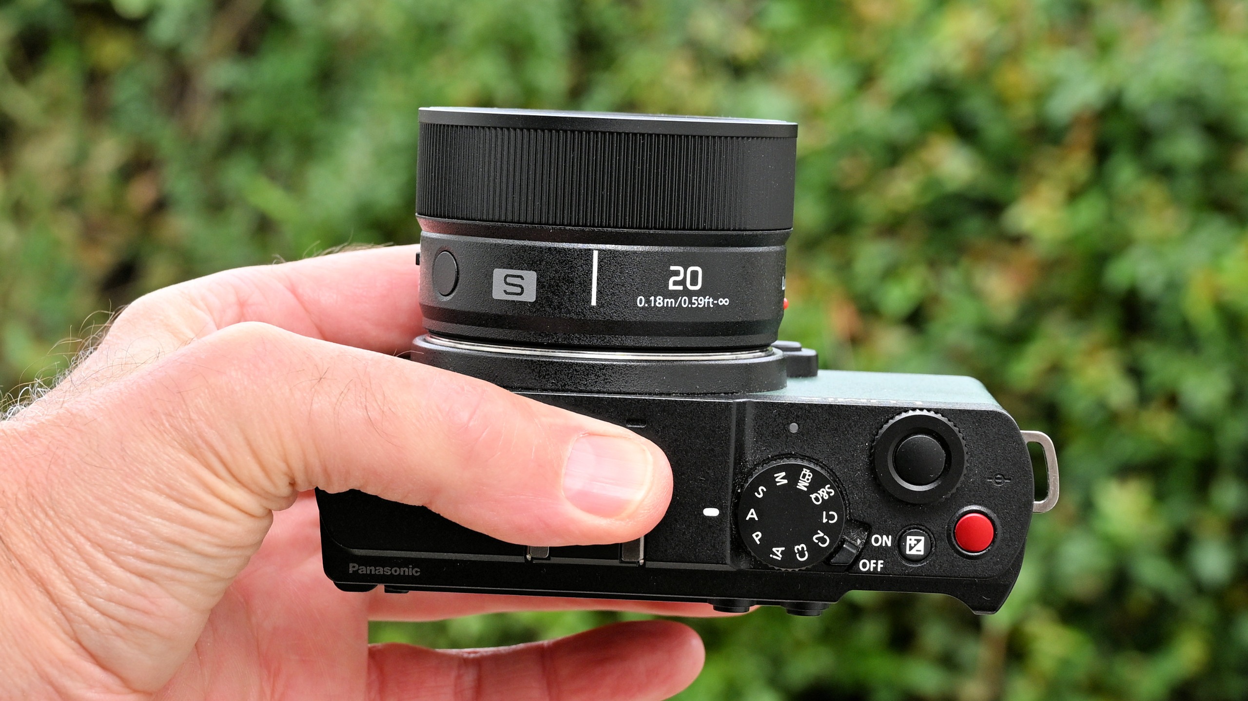 Panasonic Lumix S 20mm f/2.5 product image