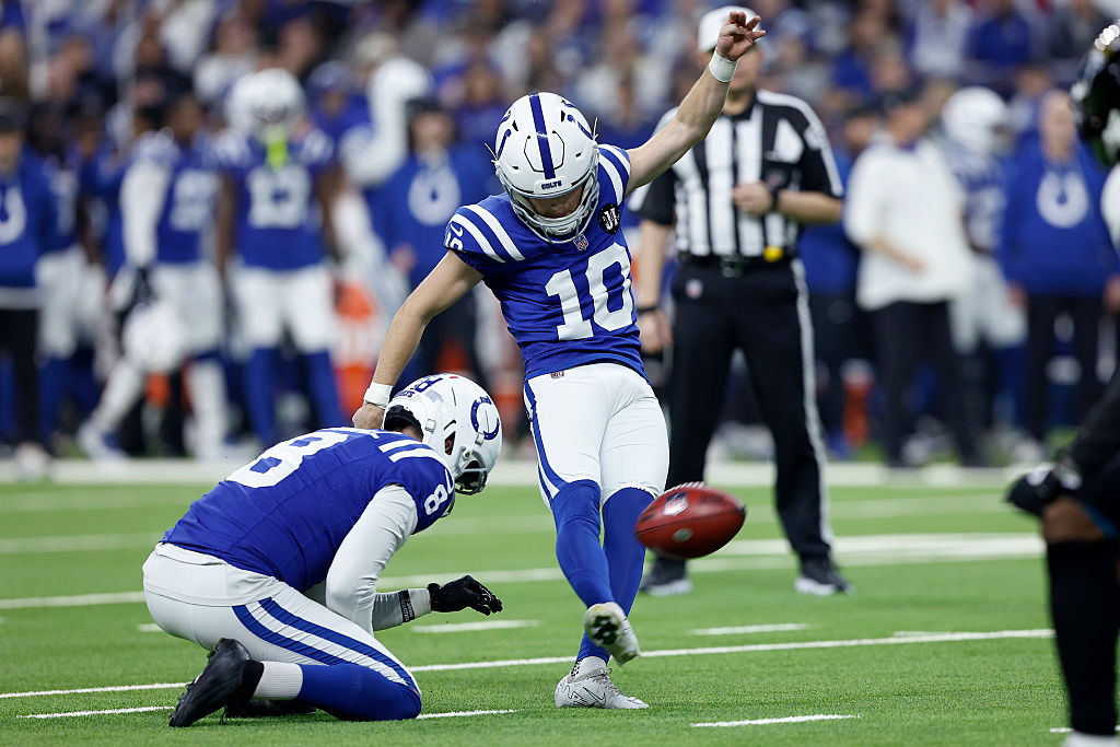 INDIANAPOLIS, IN - DECEMBER 28: Indianapolis Colts kicker Blake Grupe connection on the field goal attempt in the first quarter of play during an NFL game between the Jacksonville Jaguars and the Indianapolis Colts on December 28, 2025 at Lucas Oil Stadium, in Indianapolis, IN.  (Photo by Jeffrey Brown/Icon Sportswire)