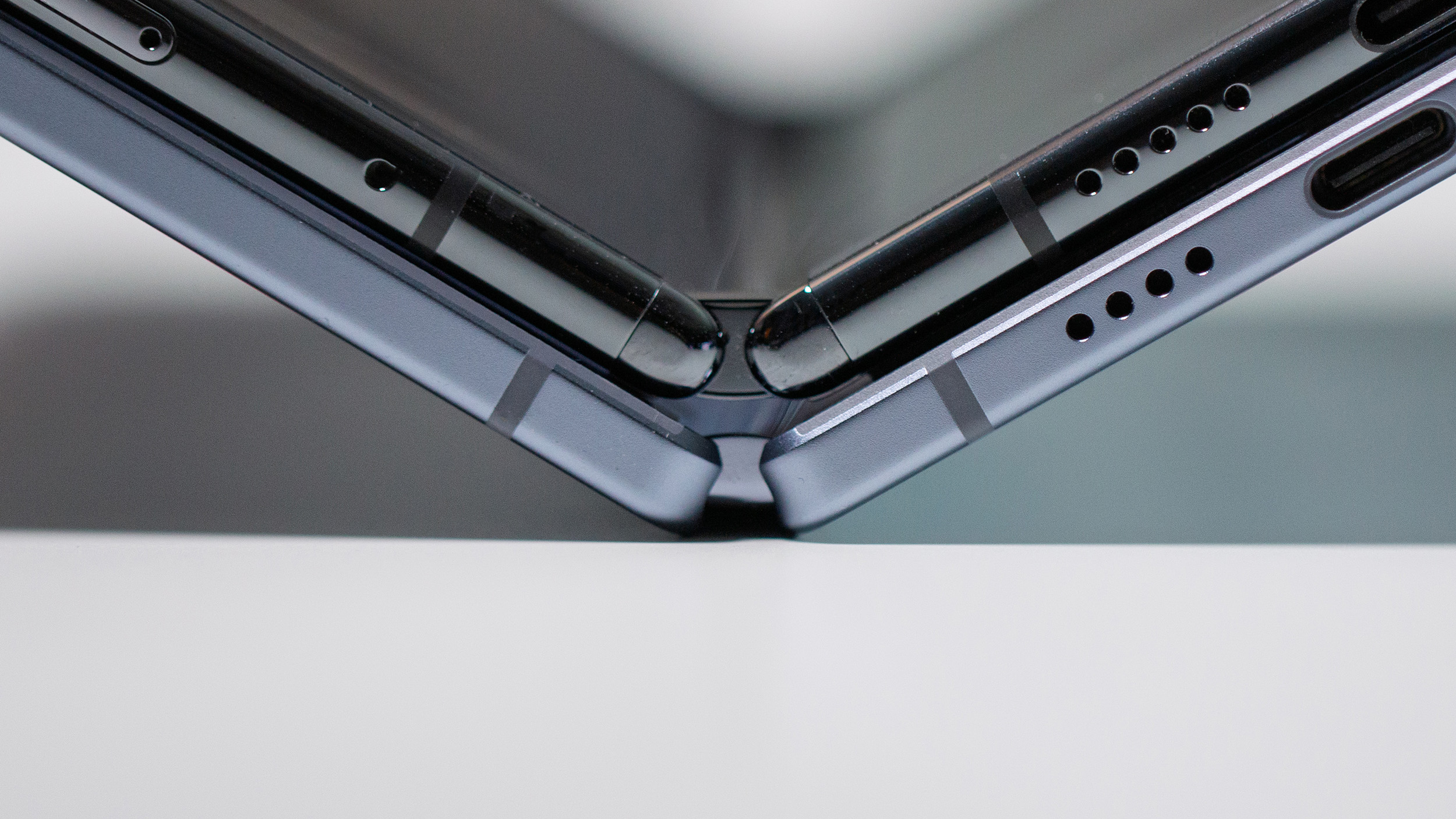 Google Pixel Fold vs. Pixel 10 Pro Fold hinges