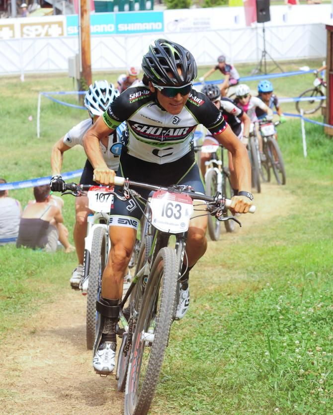 Pua Mata (Sho-Air/Cannondale) chasing the leaders early in the race