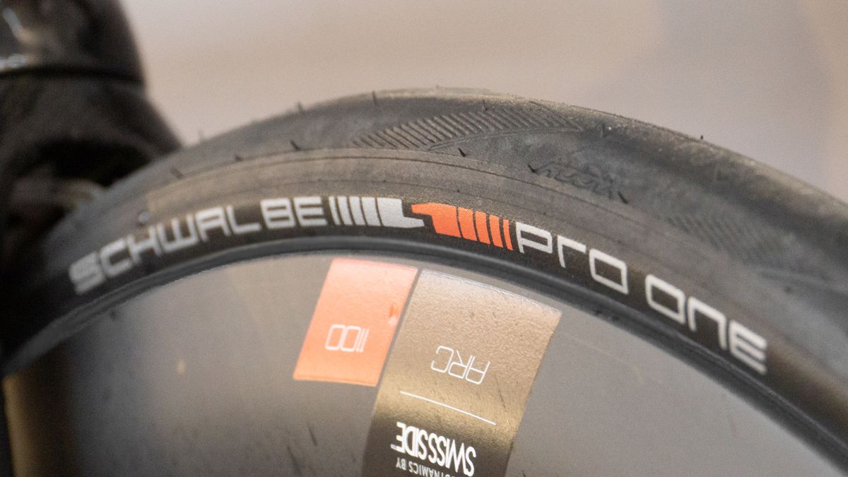 Best Tubeless Road Tyres: Faster, More Comfortable And Less Puncture ...